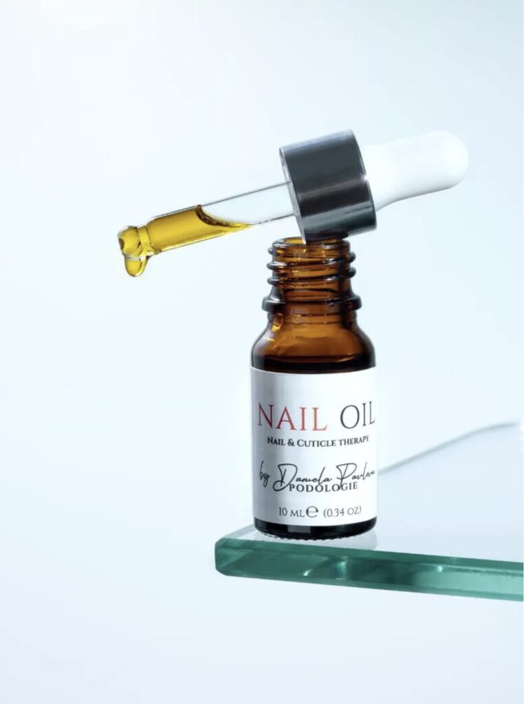 NAIL OIL - иновативен серум за лечение на нокти и кожички (снимка)